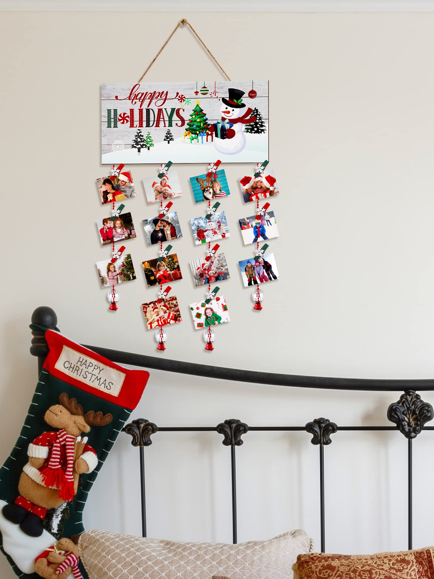 Toekt Christmas Card Holder Farm Fresh Wall Hanging Card Display Picture Holder With 30pcs Snowflake Wooden Clips For DIY Christmas Cards Photos Craft