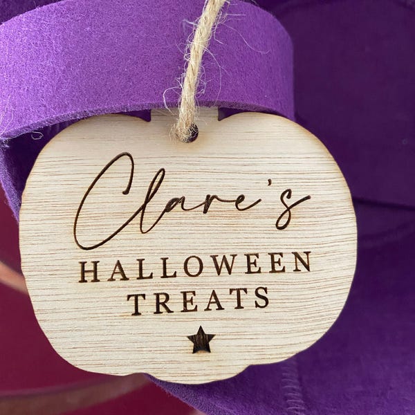 Personalised Family Christmas Xmas Tree Decoration Ornament - Fireplace Family